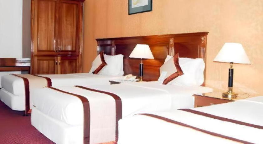 Saigon Star Hotel 4*